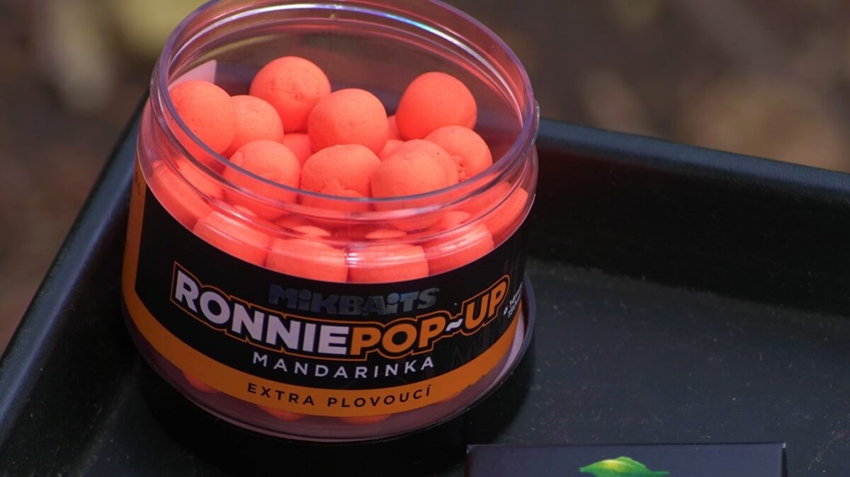 Plovoucí boilies Mikbaits Ronnie Pop Up v příchuti Mandarinka