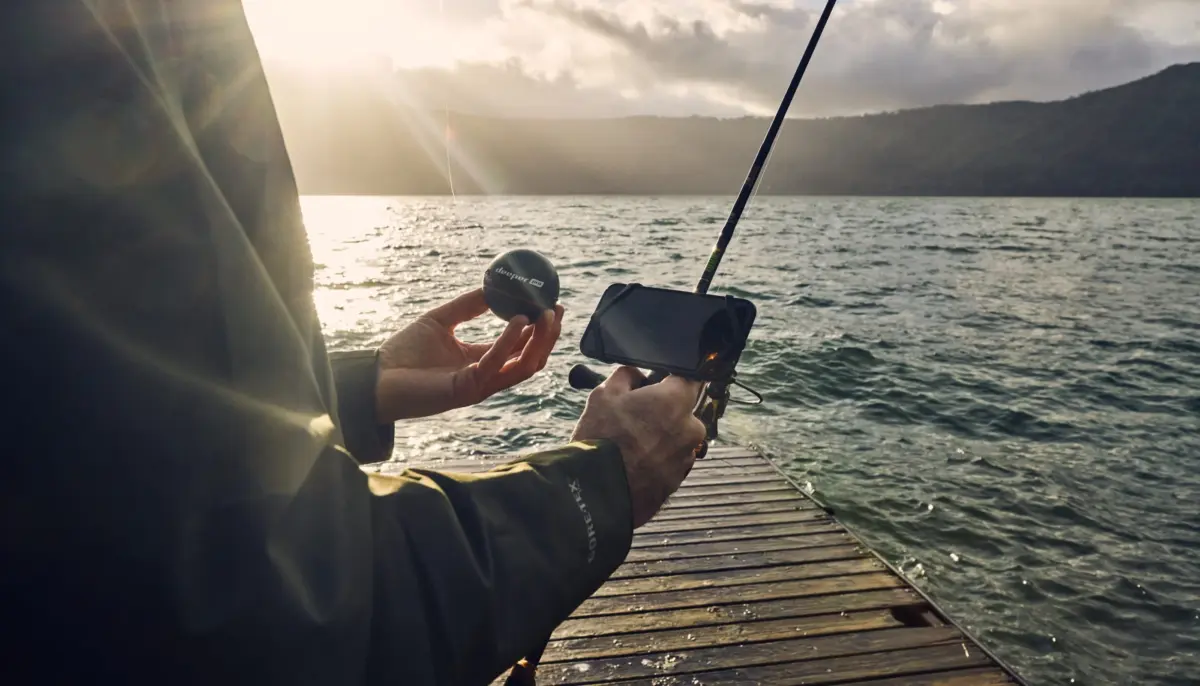 Deeper nahazovací sonar