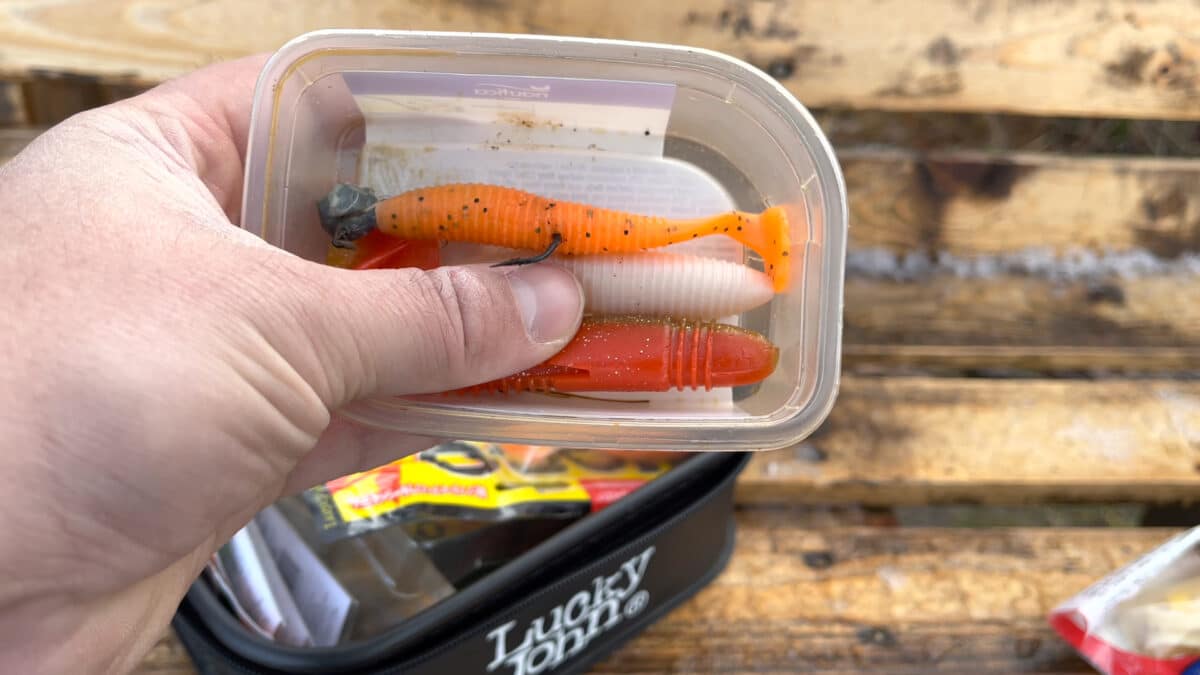 Gumová nástraha na candáty